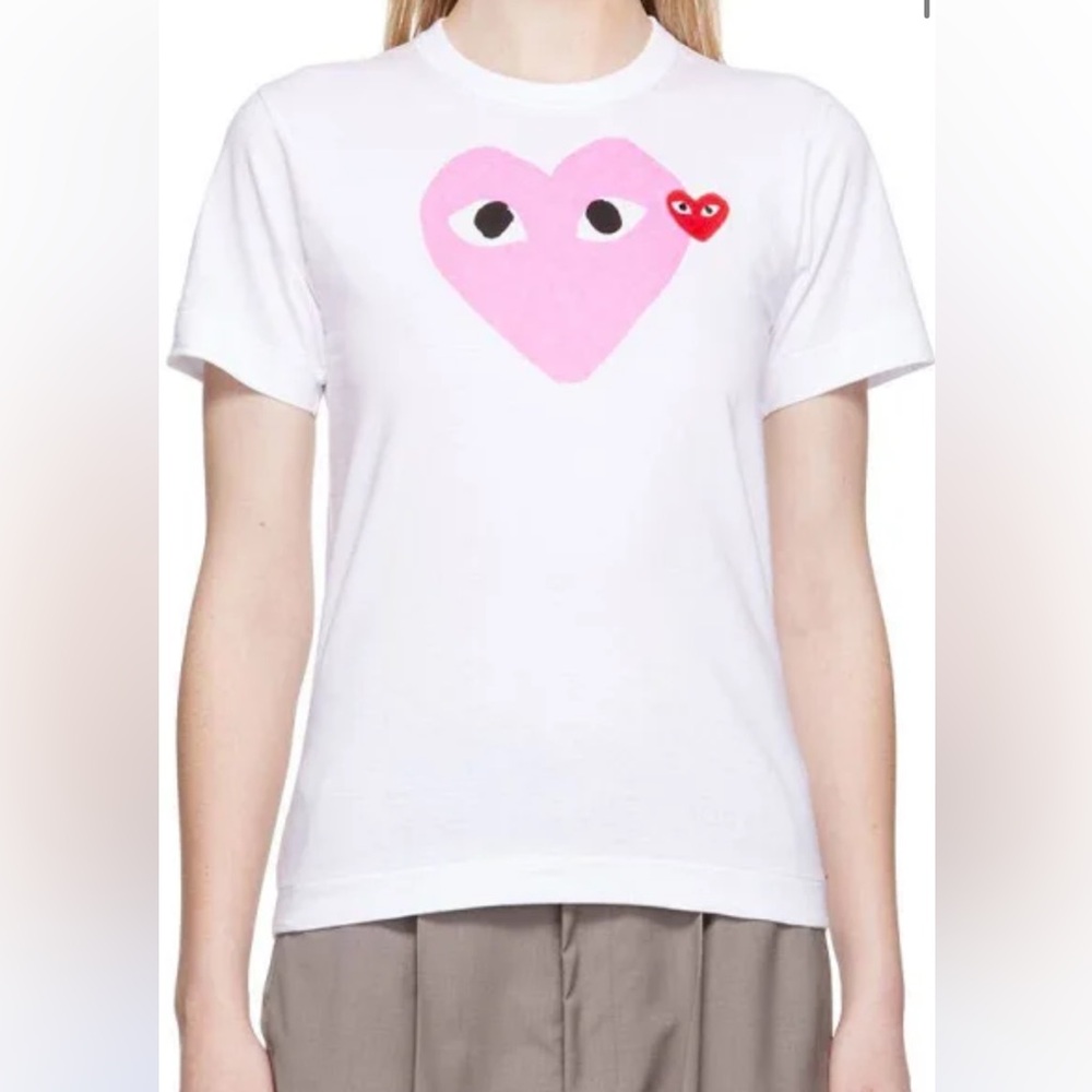 Comme des Garçons PLAY Pink/Red Hearts size M White T-Shirt Crew Neck